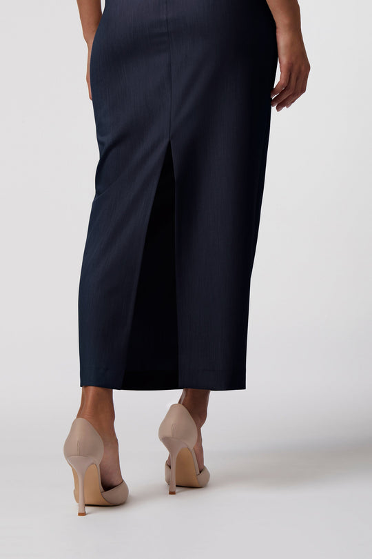 Completo Noto Oblise in crêpe fluido, colore blu navy