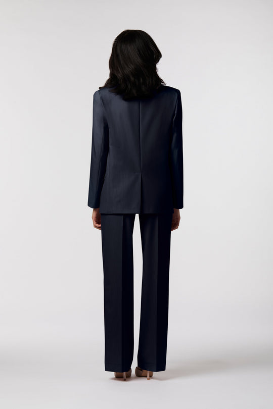Tailleur Ostuni Oblise in crêpe fluido, colore blu navy